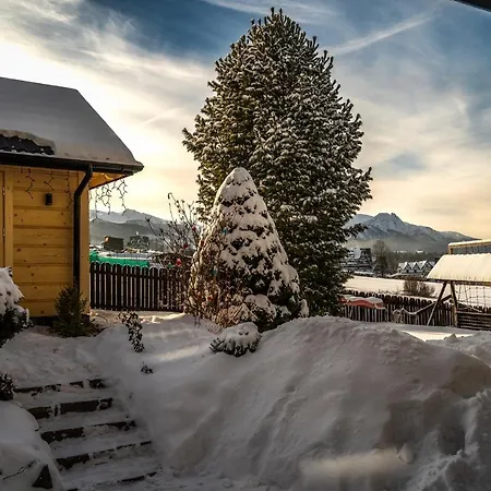 Domek W Ubocy Z Widokiem Na Giewont 